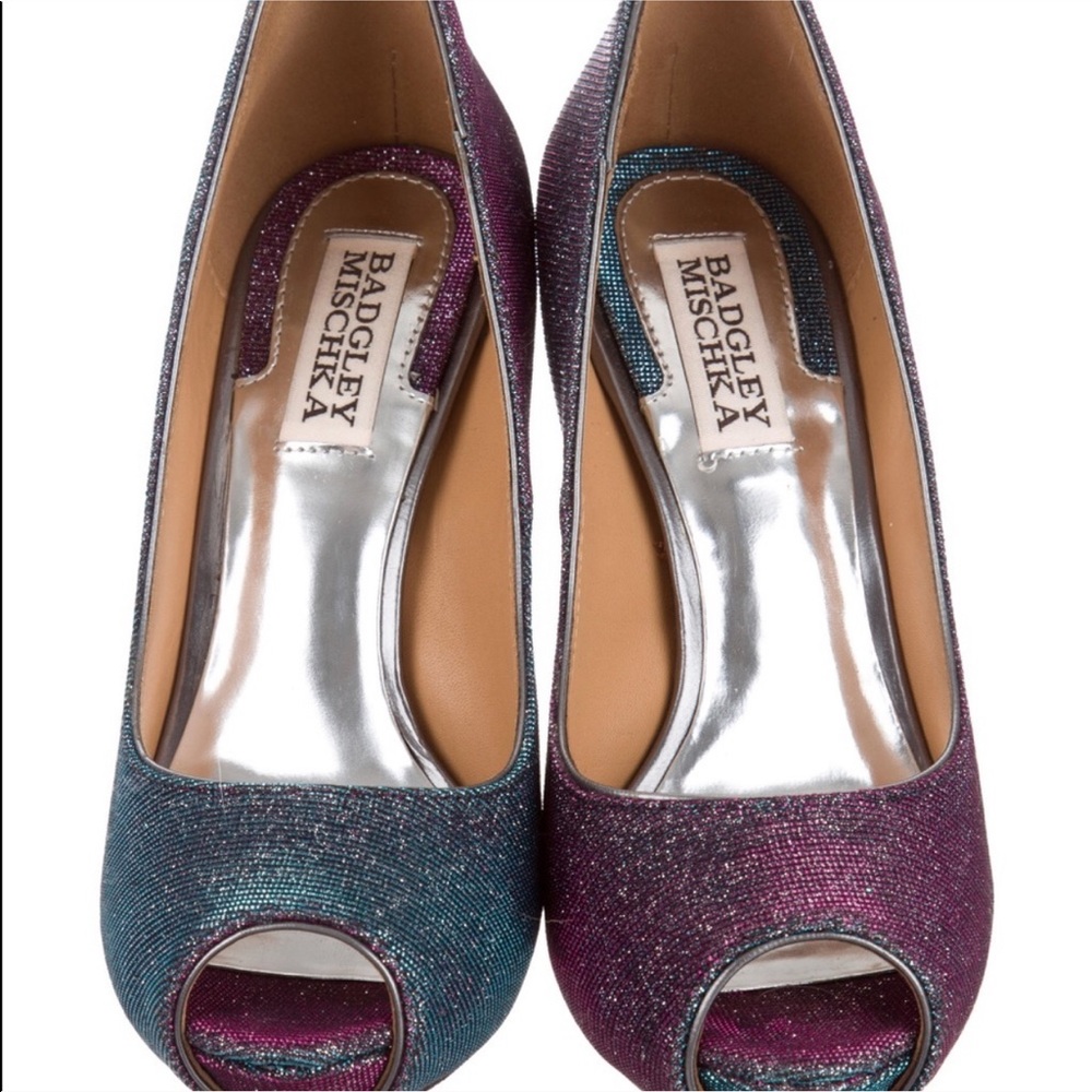 BADGLEY MISCHKA Iridescent Peacock Pumps